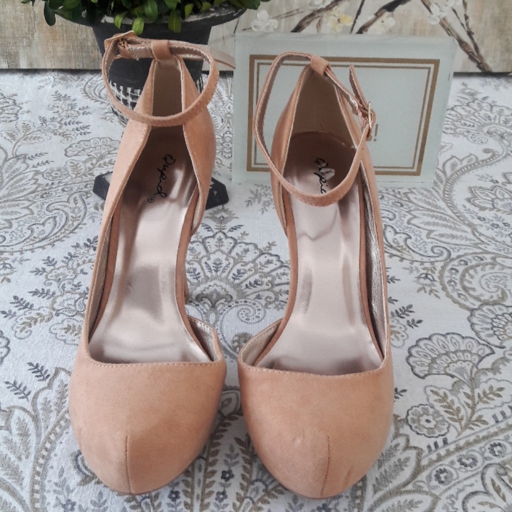 Qupid Cute comfy tanish Orangeish heels sz 7.5 New